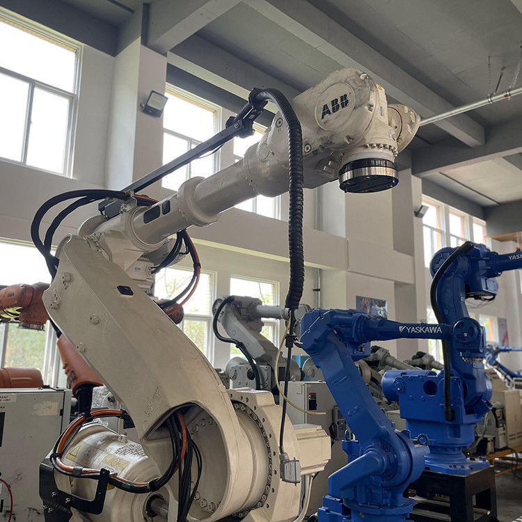 ইন্ডাস্ট্রিয়াল ইউজড ABB 6 Axis Articulated Robot Grinding Milling Robot ABB6640-130/3.2