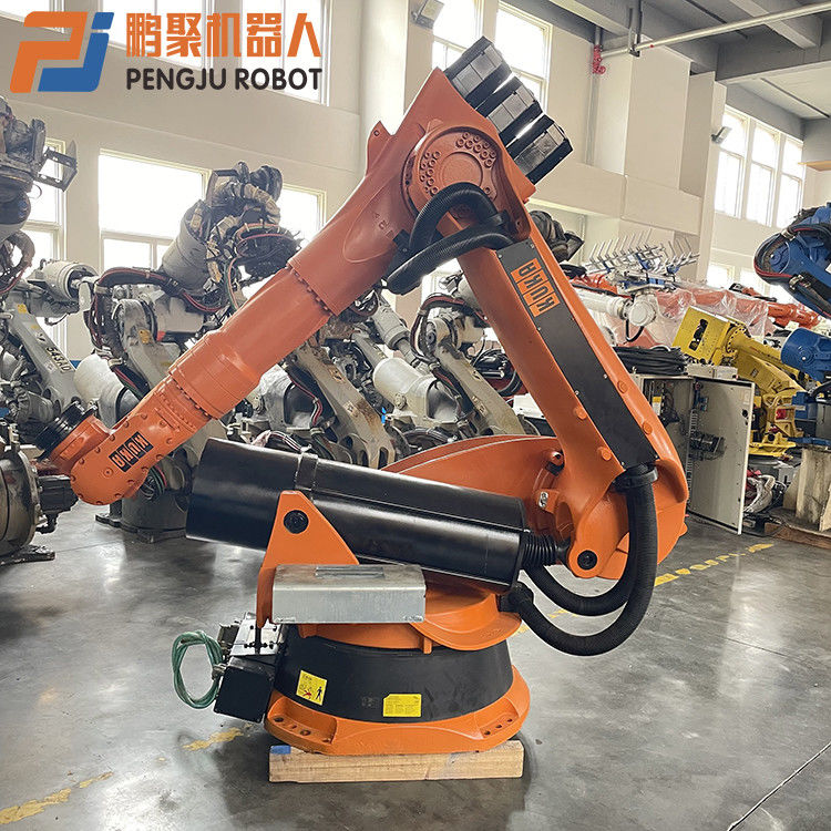 2700 মিমি পৌঁছান KUKA KR210 ব্যবহার করা KUKA রোবট 6-অক্ষের জন্য সুনির্দিষ্ট খোদাই দক্ষ গ্রিলিং এবং ত্রুটিহীন প্যালেটিং