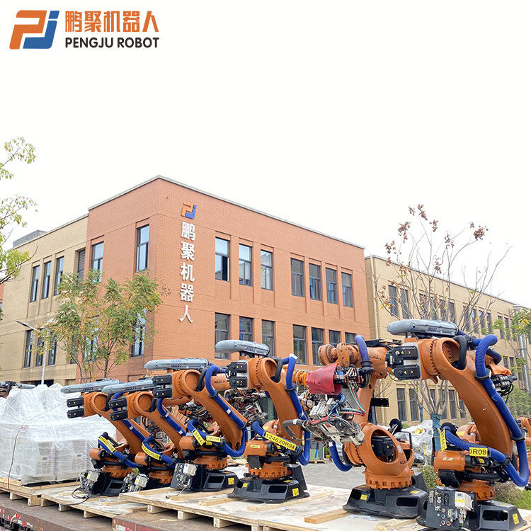 KUKA KR 240 R2900 আল্ট্রা রোবট 6-অক্ষের আর্ম 240 কেজি দরকারী লোড এবং 2896 মিমি পৌঁছানোর পুনরাবৃত্তিযোগ্যতা 0.06 মিমি ওজন 1145 কেজি