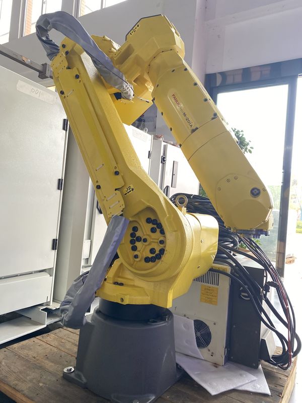 Fanuc 20iA ±0.07mm পুনরাবৃত্তিযোগ্যতা আর্ক ওয়েল্ডিং রোবট 20 কেজি পেয়্লোড 1811 মিমি মেশিনিং হ্যান্ডলিং এবং পরিমাপ যন্ত্রাংশের জন্য নাগাল