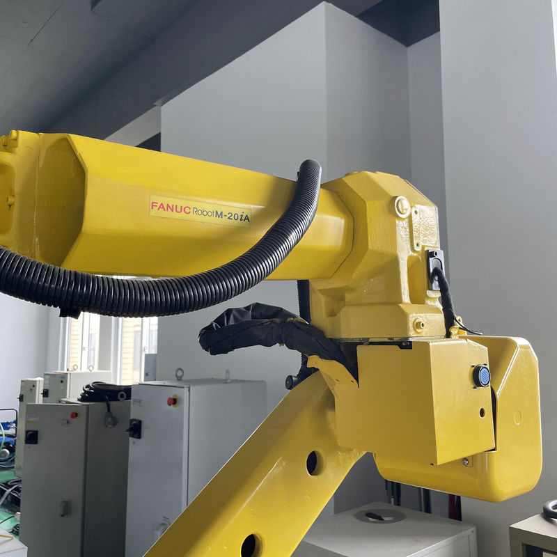 FANUC M-20iA R30iB কন্ট্রোলারের সাথে রোবট ইনজেকশন ছাঁচনির্মাণ রোবট, বিতরণ রোবট, ফাইবারগ্লাস কাটিং রোবট