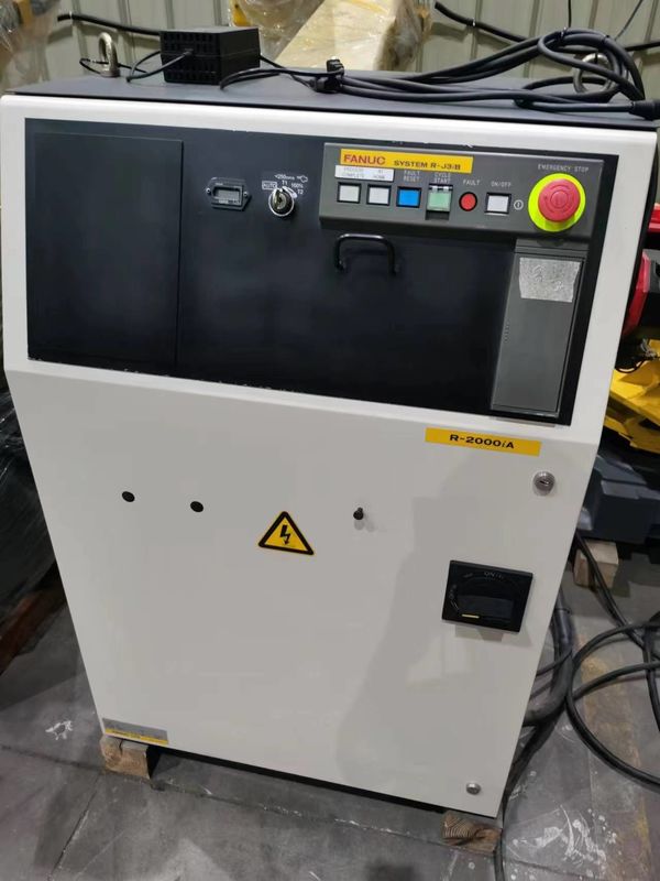 R-2000iA/165F টানা আর্ক স্টাড ওয়েল্ডিং মেশিন প্যাকিং প্যাকেজিং ব্যাগ স্থানান্তর জন্য হ্যান্ডলিং স্ট্যাকিং