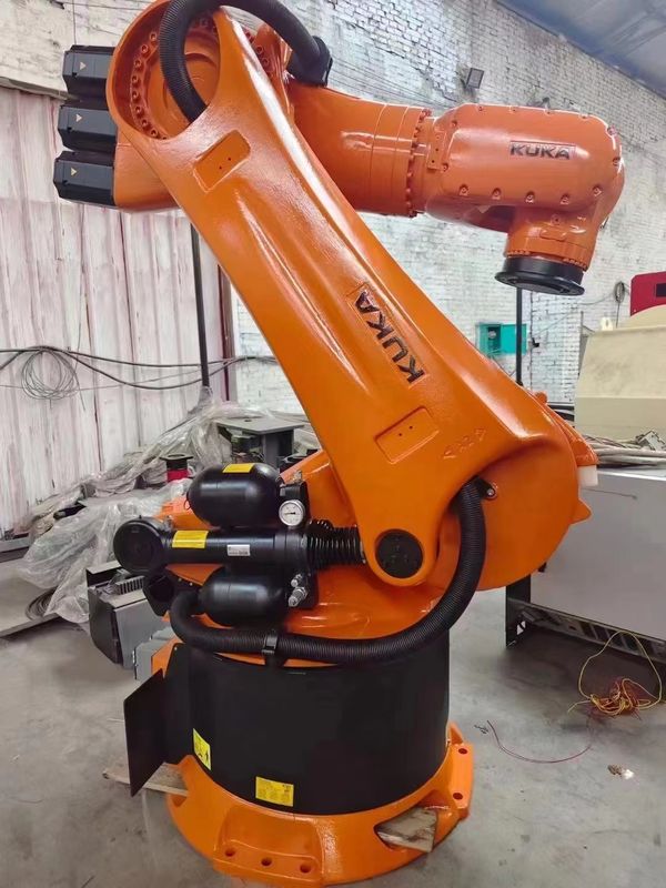 ব্যবহৃত KUKA রোবট KR360-3 এবং KRC4 কন্ট্রোলারের সাহায্যে আপনার উৎপাদন সর্বাধিক করুন