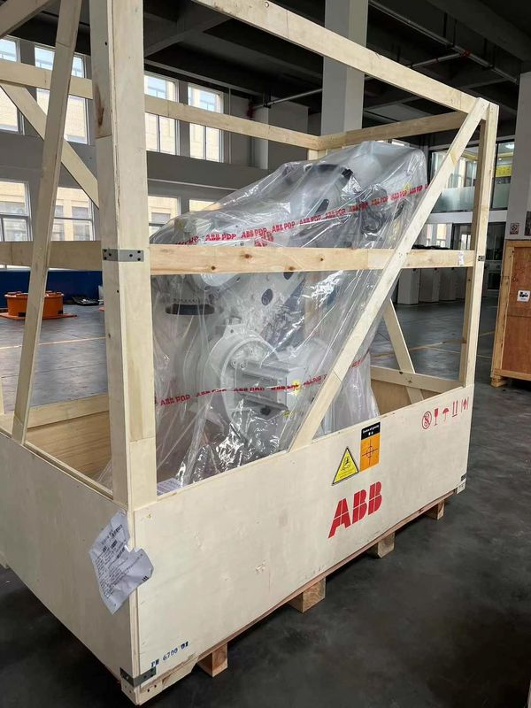 নতুন ABB IRB 4600-60 / 2.05 M2004 লোডিং পার্টস, মেশিনিং হ্যান্ডলিং পরিমাপ 60kg Payload