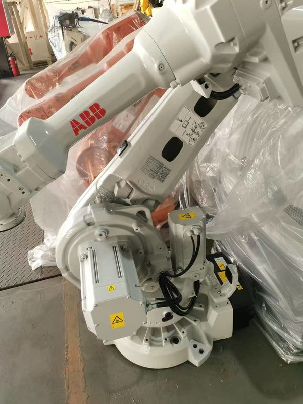 IRB 4600-60/2.05 IRC5 কন্ট্রোলার ব্যবহৃত ABB রোবট 6 অক্ষ রোবোটিক আর্ম 2050mm পরিসীমা অত্যন্ত নির্ভরযোগ্য এবং দক্ষ