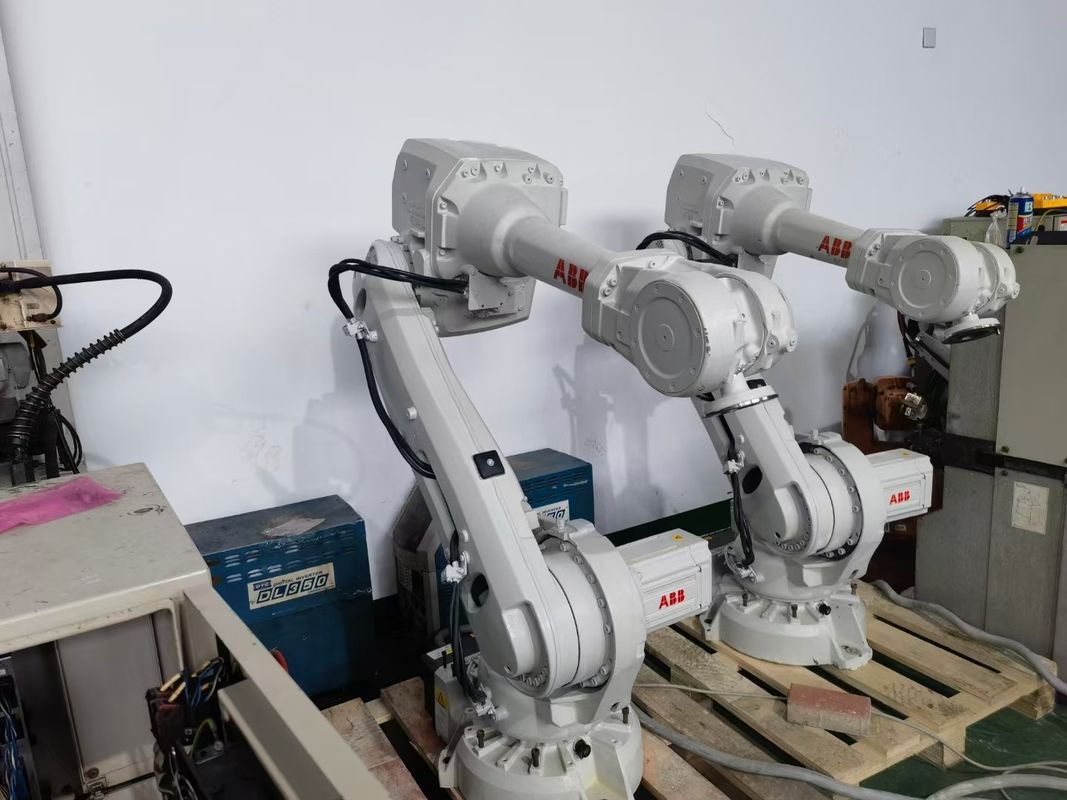 আইআরবি 4600-60/2.05 6-অক্ষ রোবোটিক আর্ম 60 কেজি দরকারী লোড এবং 2050 মিমি অ্যাডিটিভ ম্যানুফ্যাকচারিং সমাবেশ বিতরণ সমাপ্তির জন্য পৌঁছান