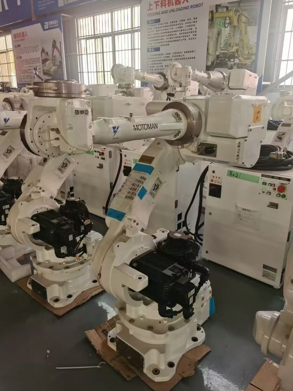 2061mm Reach CR50 XRC 50kg Payload Motoman Arc Welding Robot for Press Tending and Loading/Unloading of Parts. 2061mm Reach CR50 XRC 50kg Payload Motoman Arc Welding Robot for Press Tending and Loading/Unloading of Parts. পার্টসের লোডিং/অনলোডিং এর জন্য 2061 মিমি রিচ CR50 এক্সআরসি 50 কেজি পেয়্লড মোটোমান আর্ক ওয়েল্ডিং রোবট
