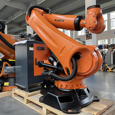 ব্যবহৃত 6 অক্ষ আধুনিক শিল্প রোবট KUKA KR210 ম্যাটেরিয়াল হ্যান্ডলিং রোবট