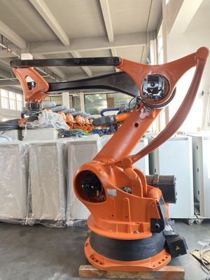 KUKA KR100-2 PA প্যালেটাইজিং রোবট ফোর এক্সিস ফ্লোর ইনস্টল করা হয়েছে