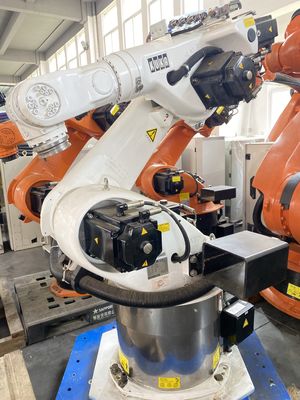KUKA KR60 HA-CR ক্লিন বোর্ড প্যালেটাইজিং রোবট