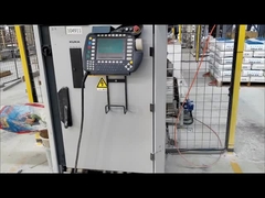 কুকা রোবট ব্যবহার করা হয়েছে