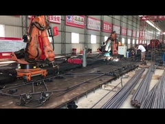 KUKA KR 16 L6 একটি দীর্ঘ পরিসীমা কম payload রোবট বাহু। এটি একটি বাহু প্রসারিত বৈশিষ্ট্যযুক্ত